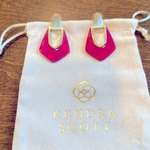 Kendra Scott pink earrings, gold. Like new condition!